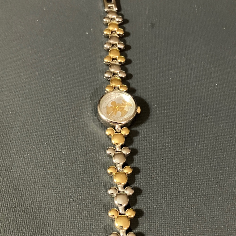 Rare Vintage Walt Disney SII Mickey Mouse Silver and Gold Watch